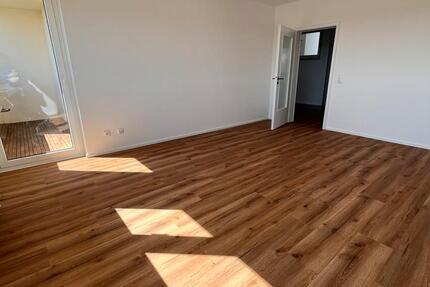 Stilvoll renovierte 2 Zimmer Wohnung in Porz-Urbach